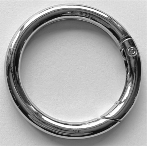 Srebrne kółko otwierane szekla 30mm