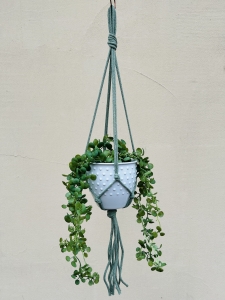Kwietnik wiszący makrama ze sznurka boho PISTACJA