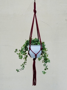 Kwietnik wiszący makrama ze sznurka boho BORDO