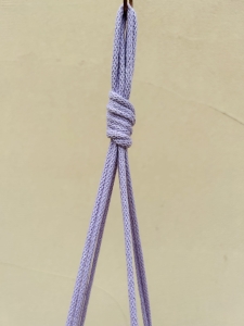 Kwietnik wiszący makrama ze sznurka boho LILIOWY