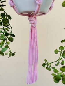 Kwietnik wiszący makrama ze sznurka boho RÓŻ