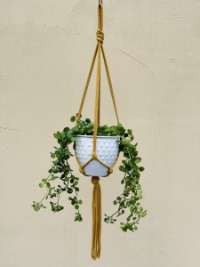 Kwietnik wiszący makrama ze sznurka boho MUSZTARDA