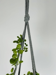 Kwietnik wiszący makrama ze sznurka boho CIEMNY SZARY