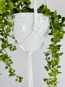 Kwietnik wiszący makrama ze sznurka boho BIAŁY